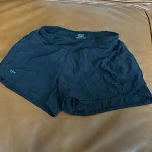 Athleta Girls Size 7 (small) black shorts
